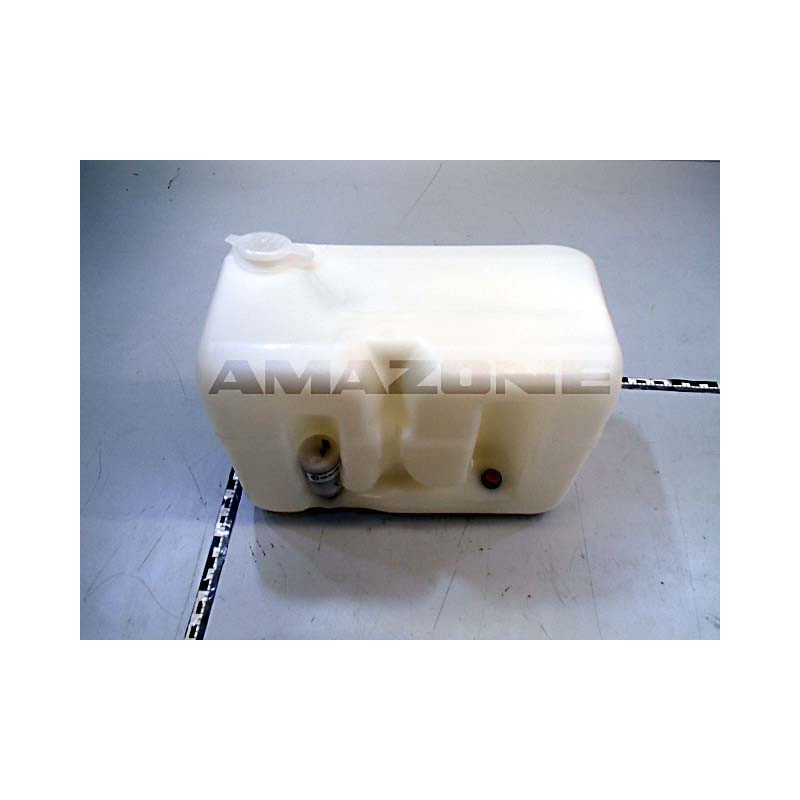Wischwasserbehälter m. 12V Pumpe ZU179, Amazone