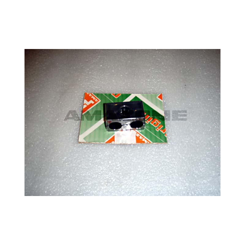 Klemmhaelftenpaar 3015 ZKP-2-R-18/18-PA KE046, Amazone