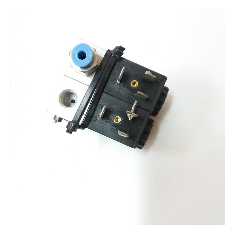 Pneumatic solenoid valve, 10927